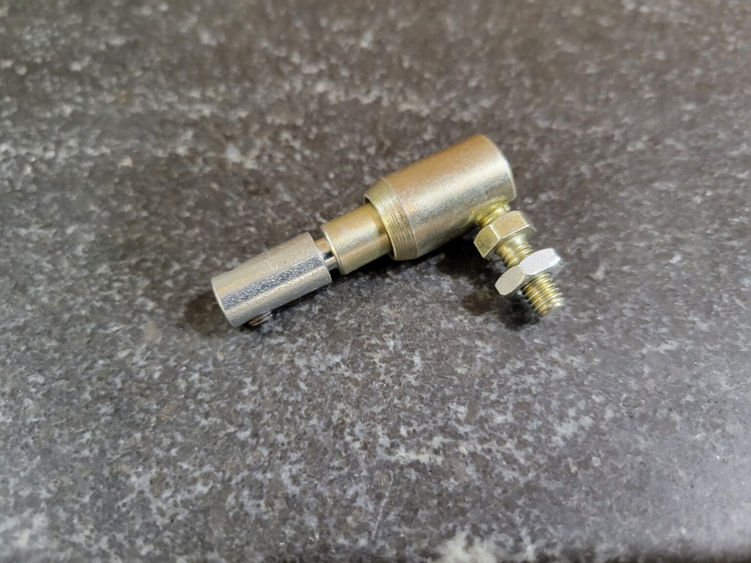 Quickdisconnect throttle cable linkage